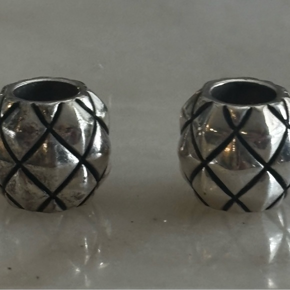 Brighton Geometric Bead Pair of Beads - Picture 1 of 2